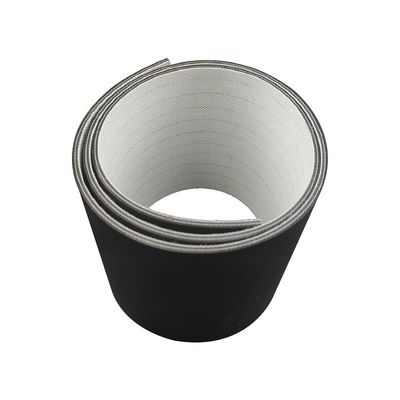 Altura resistente fría del EP del cordón de las bandas transportadoras del modelo de goma de acero negro 15m m del CP